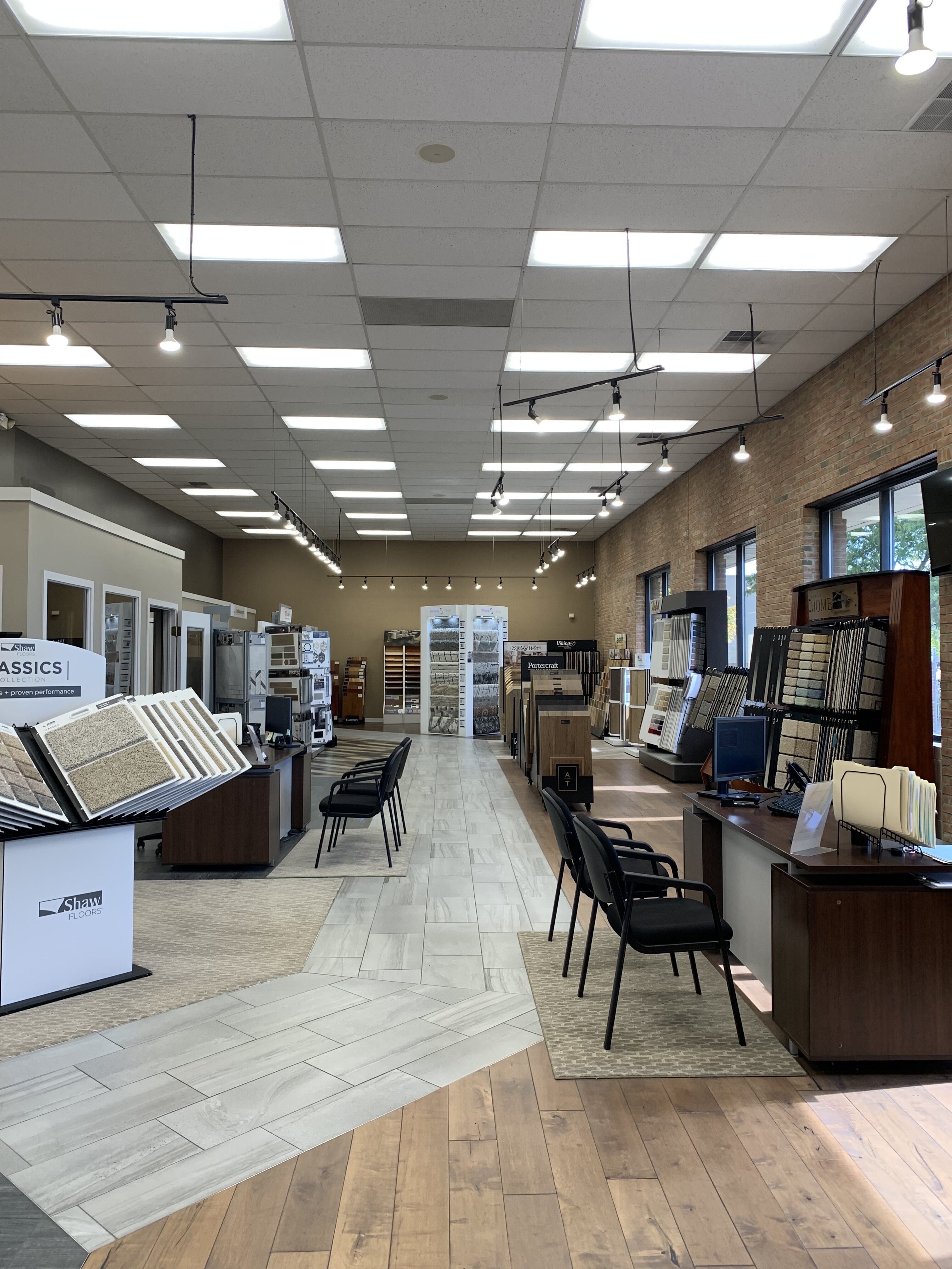Show Room | Donald E. McNabb Flooring